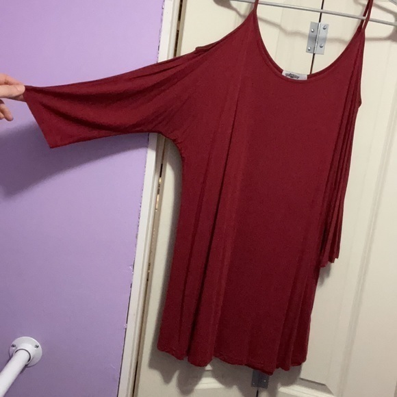 Styleword Cut out shoulder shirt size large - Picture 2 of 5